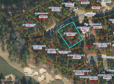 13 Kenwood Ct, Pinehurst, NC 28374