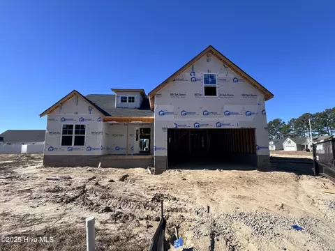 2324 Rhinestone Dr, Winterville, NC 28590