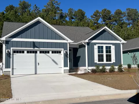 2020 Brighton Dr, New Bern, NC 28562