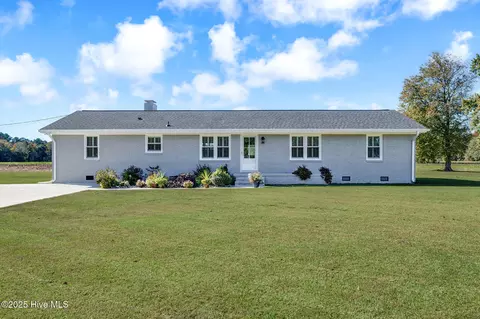 1505 Us Hwy 117 Byp S, Burgaw, NC 28425