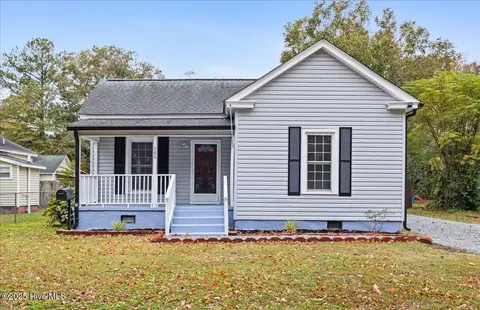 306 W 1st St, Tarboro, NC 27886