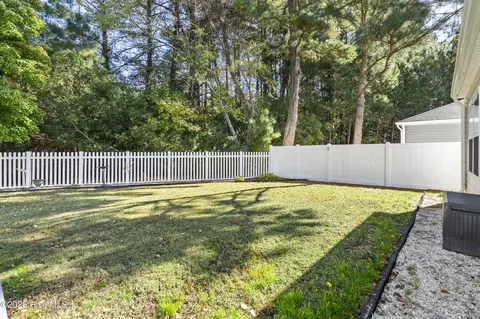 403 Stratton Pl, Washington, NC 27889 photo 23