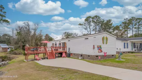 820 Magnolia Dr, Sunset Beach, NC 28468