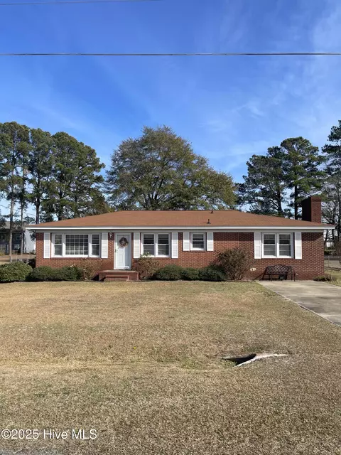 3011 Mclain St, Goldsboro, NC 27534
