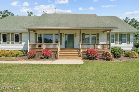 104 Perrys Way, Grandy, NC 27939