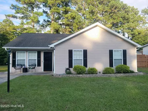 796 Kerry Gail Ln, Shallotte, NC 28470