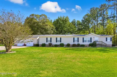 1452 Lambs Grove Rd, Elizabeth City, NC 27909