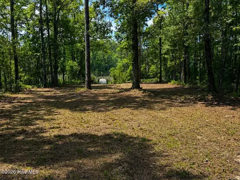 408 Tarpon Pointe Rd, Bath, NC 27808