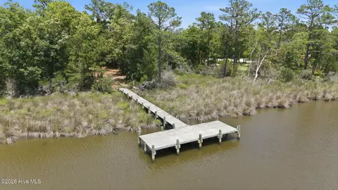 408 Tarpon Pointe Rd, Bath, NC 27808 photo 4