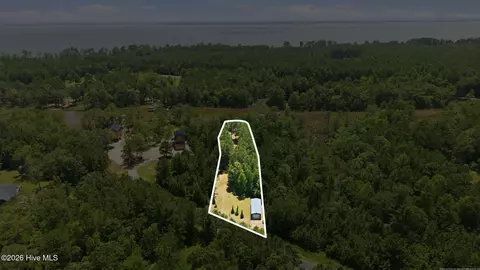 408 Tarpon Pointe Rd, Bath, NC 27808 photo 3