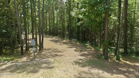 408 Tarpon Pointe Rd, Bath, NC 27808 photo 12