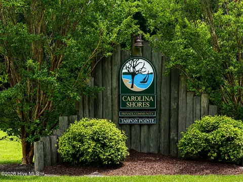 408 Tarpon Pointe Rd, Bath, NC 27808 photo 2