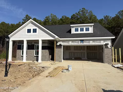 8663 Baton Rouge Ave NW, Calabash, NC 28467