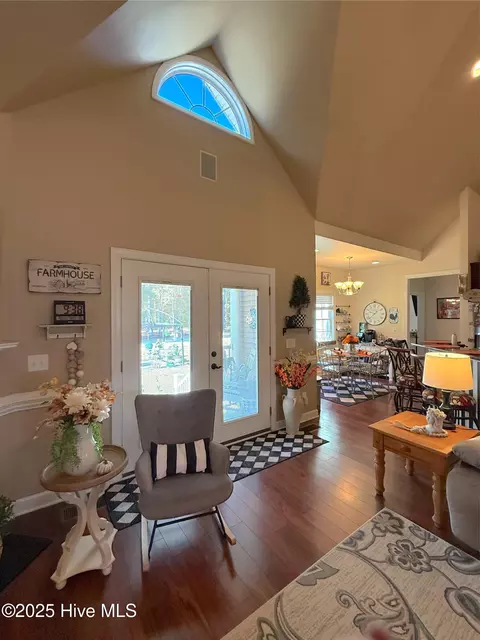 Entry Way - 349 Barwick Dr, Washington, NC 27889 photo 3 of 5