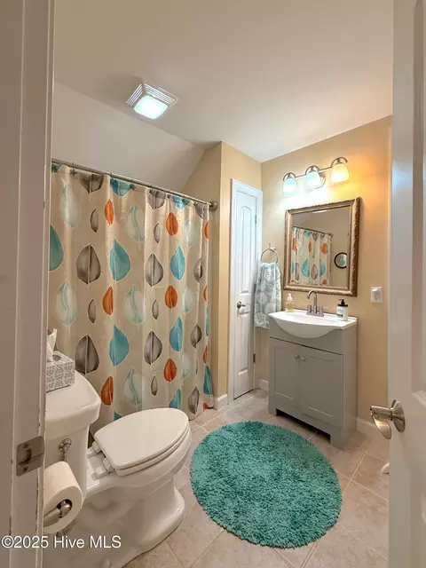 Bath - 349 Barwick Dr, Washington, NC 27889 photo 9 of 9