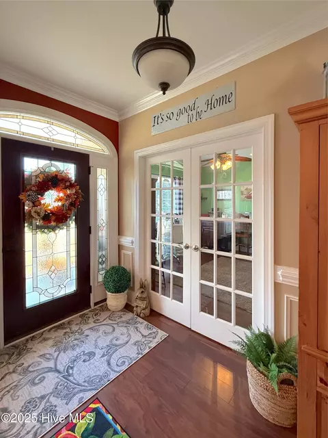 Entry Way - 349 Barwick Dr, Washington, NC 27889 photo 2 of 5