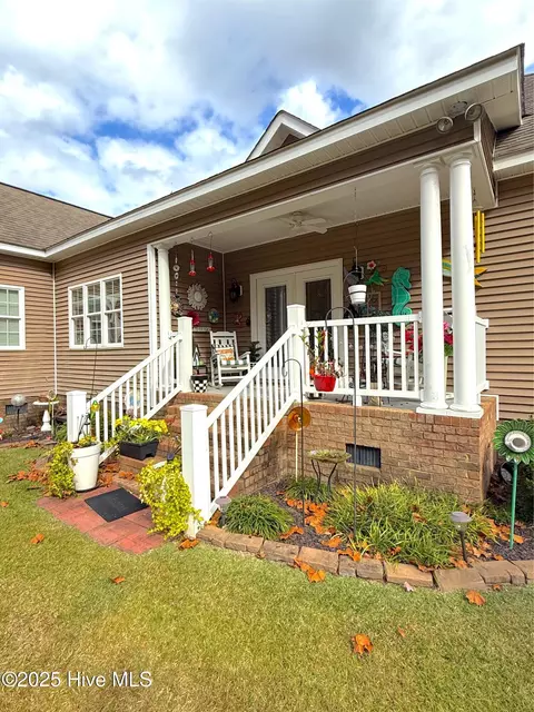 Exterior - 349 Barwick Dr, Washington, NC 27889 photo 8 of 14