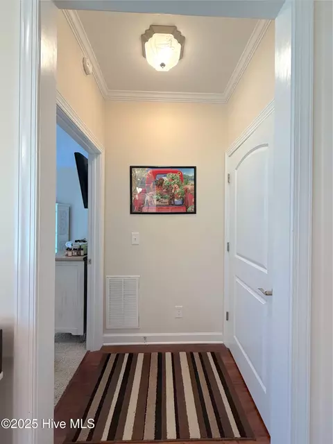 Entry Way - 349 Barwick Dr, Washington, NC 27889 photo 4 of 5