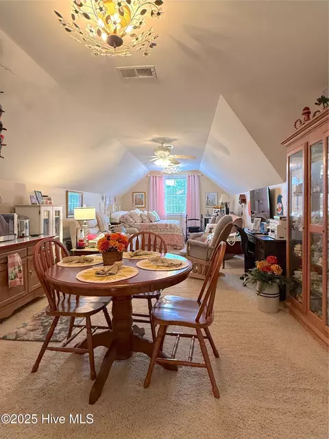 Dining - 349 Barwick Dr, Washington, NC 27889 photo 6 of 6