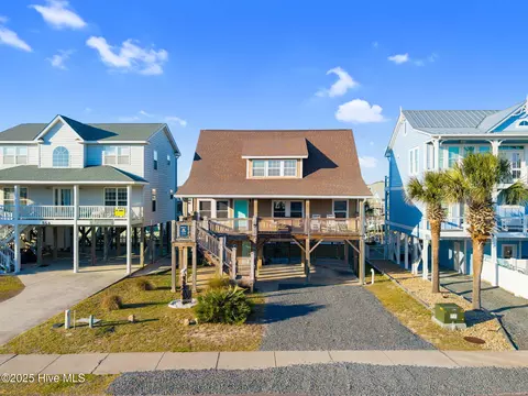 552 Ocean Blvd W, Holden Beach, NC 28462