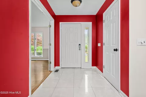 Entry Way - 1 Prichard Ln, Pinehurst, NC 28374 photo 1 of 2