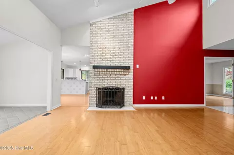 Living - 1 Prichard Ln, Pinehurst, NC 28374 photo 1 of 3