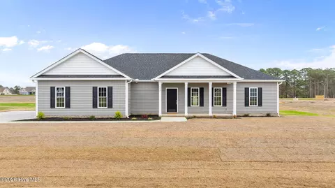 102 Ellens Way Dr, Goldsboro, NC 27530