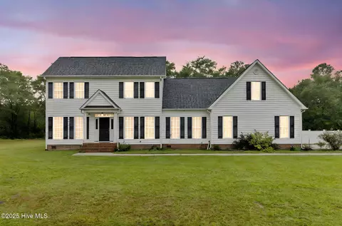 224 Oak Hill Dr, Dunn, NC 28334