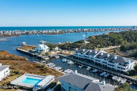 202 Lewis Dr UNIT 1207, Carolina Beach, NC 28428