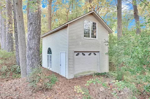 2800 Bells Fork Rd, Greenville, NC 27858 photo 4