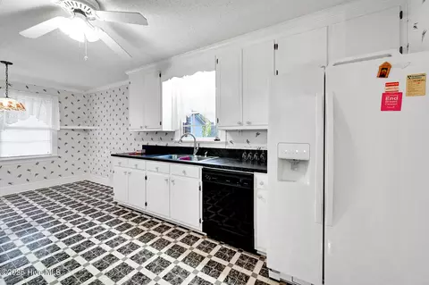 2800 Bells Fork Rd, Greenville, NC 27858 photo 17