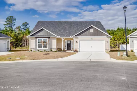 1005 Dynamic One Dr, New Bern, NC 28562 photo 2