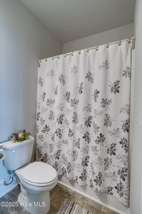 1005 Dynamic One Dr, New Bern, NC 28562 photo 23