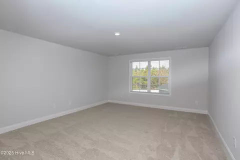 1005 Dynamic One Dr, New Bern, NC 28562 photo 33