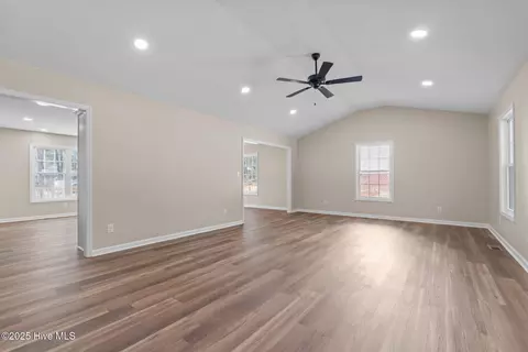 Living - 215 Beech St, Hamlet, NC 28345 photo 1 of 5