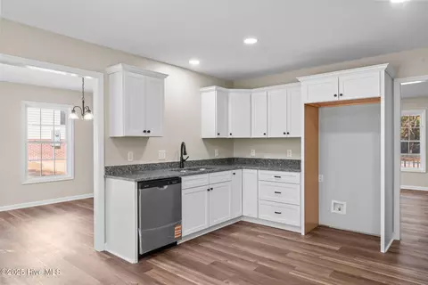 Kitchen - 215 Beech St, Hamlet, NC 28345 photo 1 of 2