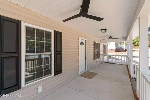 Exterior - 215 Beech St, Hamlet, NC 28345 photo 8 of 10