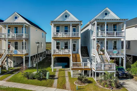 127 S Boca Bay Ln #A, Surf City, NC 28445