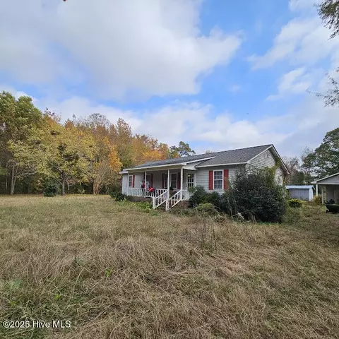 116 Casey Rd, Pembroke, NC 28372
