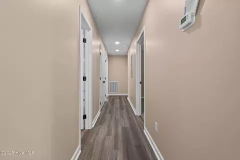 Entry Way - 217 Beech St, Hamlet, NC 28345 photo 3 of 3