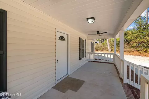 Exterior - 217 Beech St, Hamlet, NC 28345 photo 2 of 9