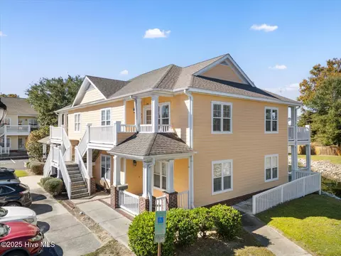 2304 Wrightsville Ave #206, Wilmington, NC 28403
