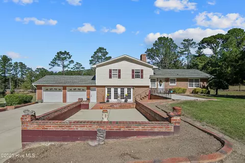 330 Rachel Rd, Fayetteville, NC 28311