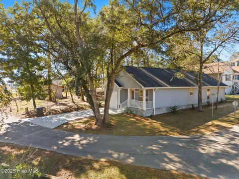 2753 Sea Vista Dr SW, Supply, NC 28462