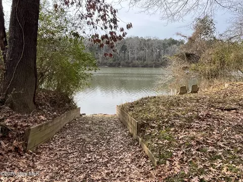 355 7 Horseshoe Rd, Rockingham, NC 28379