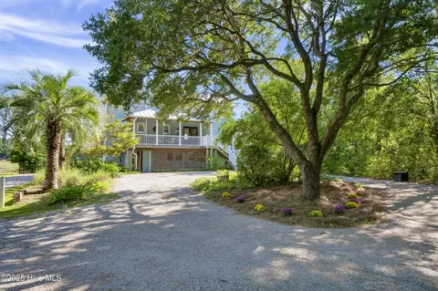 644 Bayshore Dr, Wilmington, NC 28411