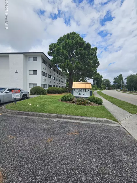 462 Racine Dr UNIT A201, Wilmington, NC 28403