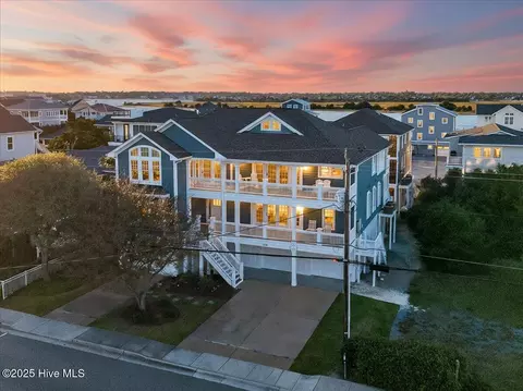 760 S Lumina Ave, Wrightsville Beach, NC 28480