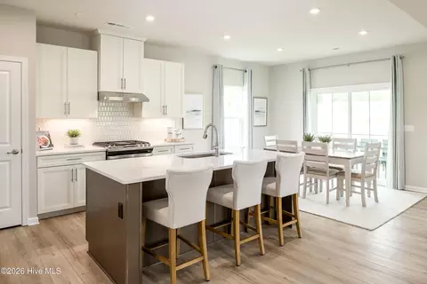 Kitchen - 100 Roberta Loop, Moyock, NC 27958 photo 4 of 5