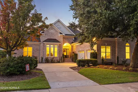 1336 S Moorings Dr, Wilmington, NC 28405